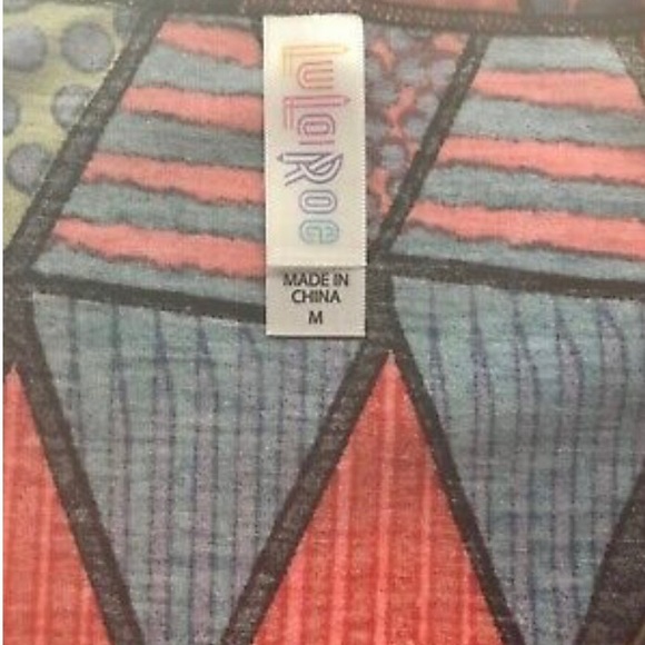 LuLaRoe New Multicolored Geometric Classic T Shirt Medium NWT - Picture 11 of 12